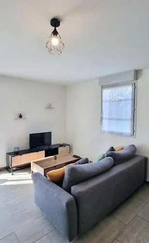 T2 Pool & Terrasse - Parking - Metro - Wifi Apartamento *